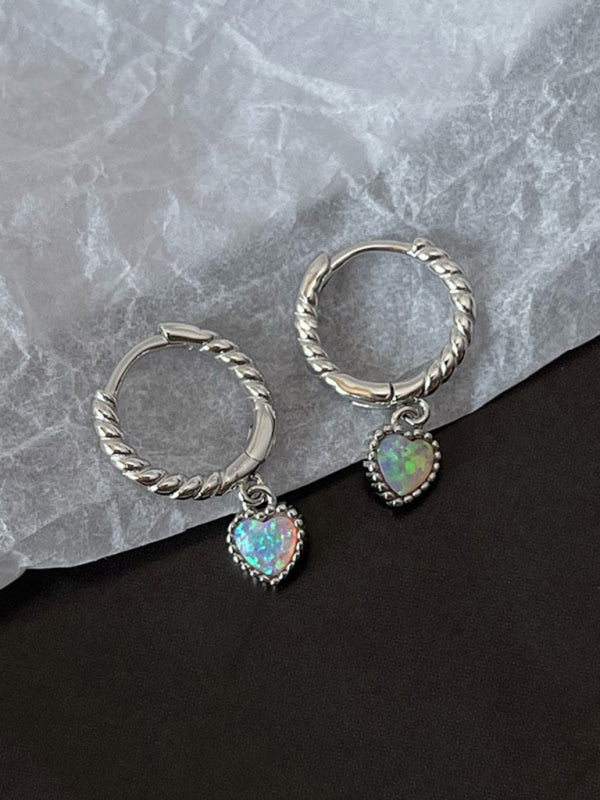 New love pendant twist earrings, elegant, compact and fashionable earrings